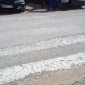 Ciudadanos urge la puesta a punto de los pasos de cebra junto a los centros escolares