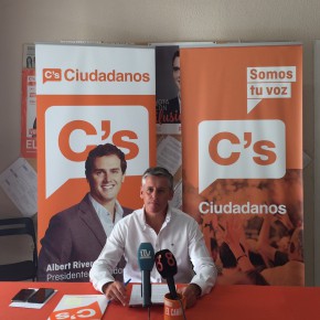 Javier Cano pregunta en el Congreso sobre el enlace de la variante de la nacional CA-33 con el polígono industrial de Fadricas II