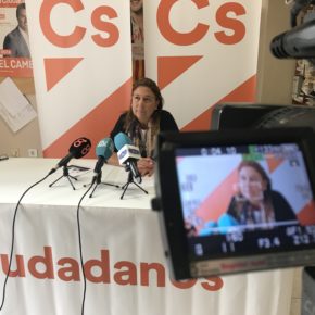Mas (CS) “mientras PP y PSOE se enfrentan los isleños tendrán que pagar una nueva tasa de tratamiento de residuos” Mas (CS) “mientras PP y PSOE se enfrentan los isleños tendrán que pagar una nueva tasa de tratamiento de residuos”