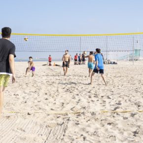 La Playa de Camposoto suma a su atractiva oferta y sus servicios Cinco Estrellas unas nuevas instalaciones deportivas
